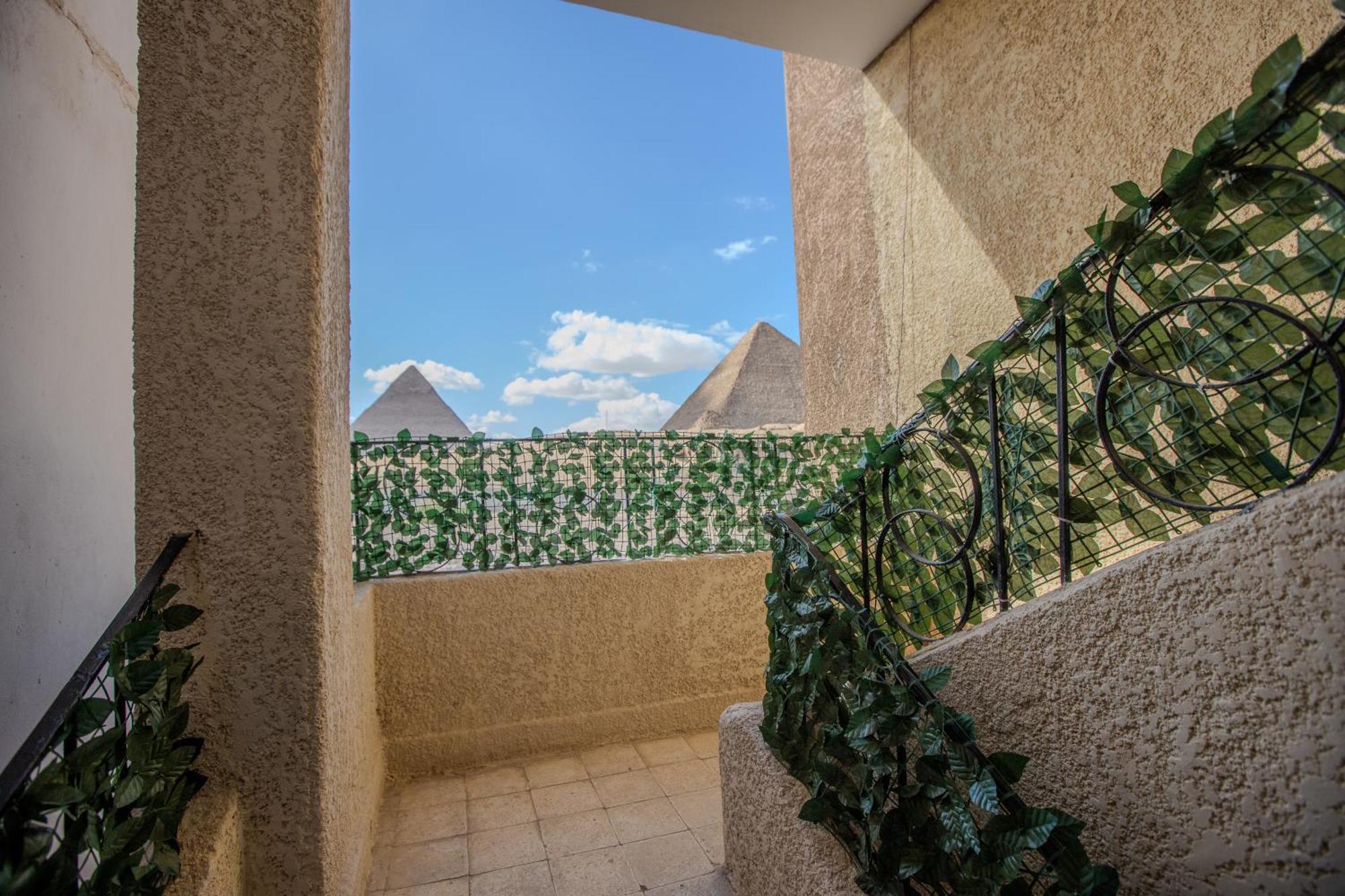 Soul Pyramids View Hotel Kafrat al Jabal ภายนอก รูปภาพ